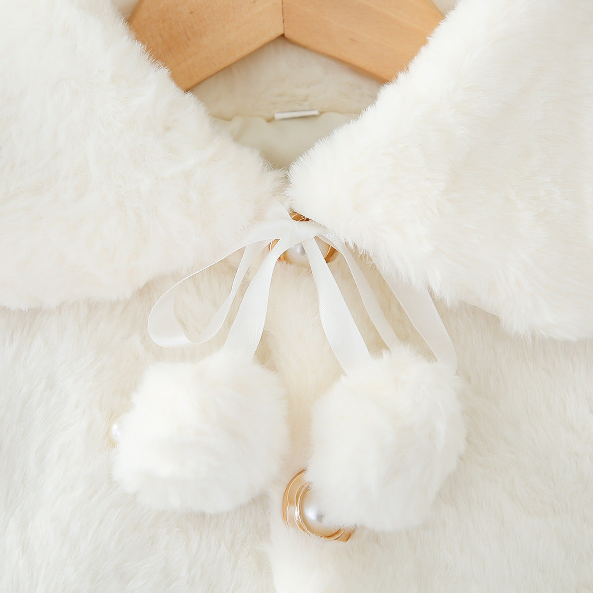 White Plush Pom-Pom Pearl Cape – TYM-WZX-057