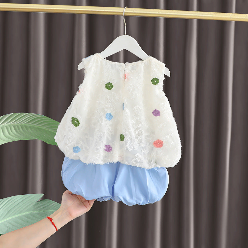 White Flower Appliqué Top and Blue Bubble Shorts Set – TYM-WTC-001