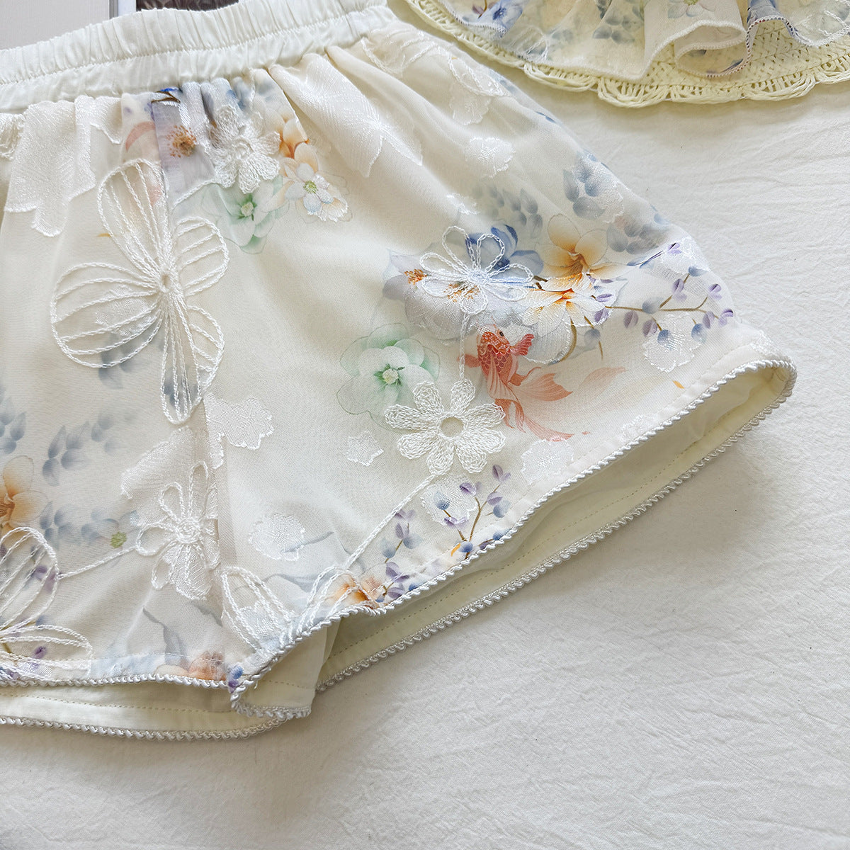Cream Watercolour Floral Mandarin Frog Button Top – TYM-YWL-050