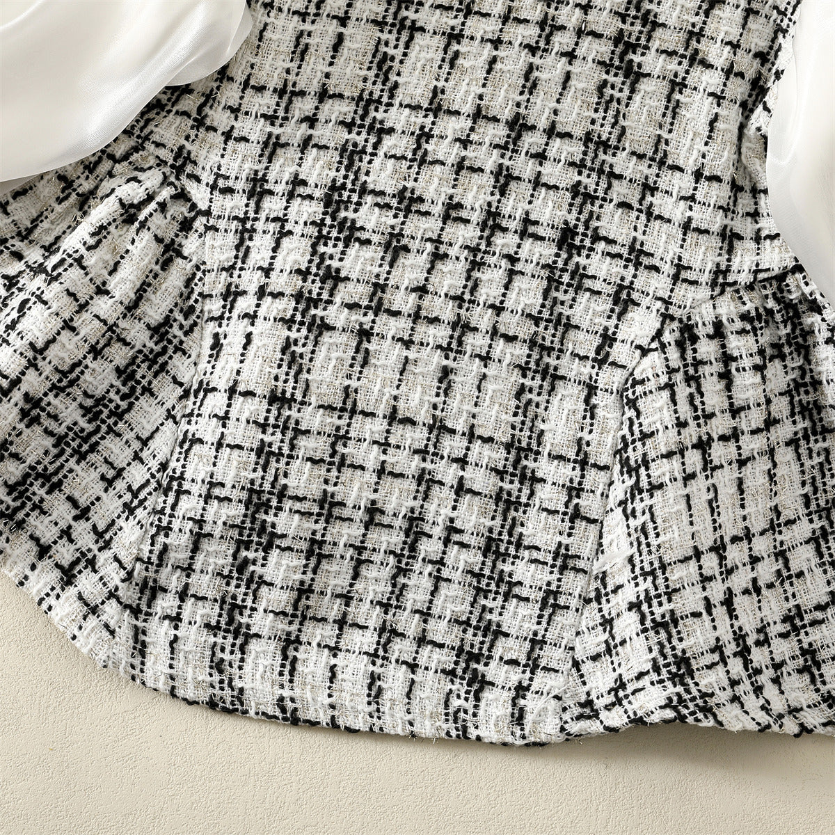 White Tweed Pearl Bow Long Sleeve Frock – TYM-WZX-047