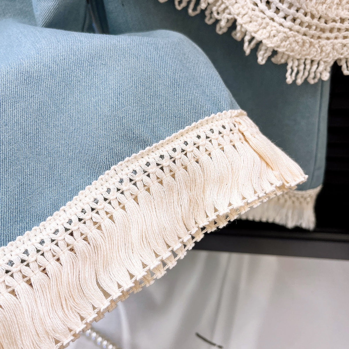 Cream Crochet Embroidered Sleeveless Top – TYM-YKC-001