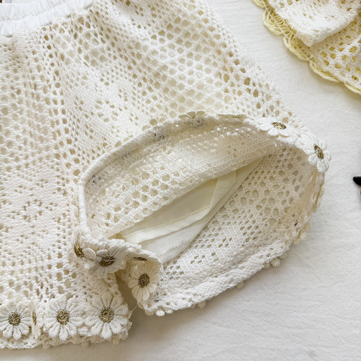 Cream Crochet Lace Tulip Charm Frock – TYM-YWL-051