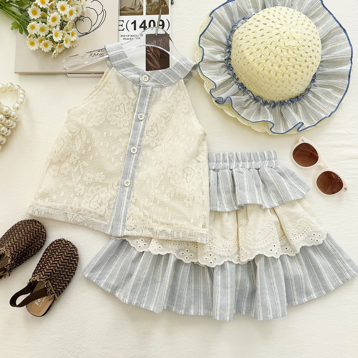 Cream Lace Patchwork Top with Blue Stripe Collar – TYM-YWL-059