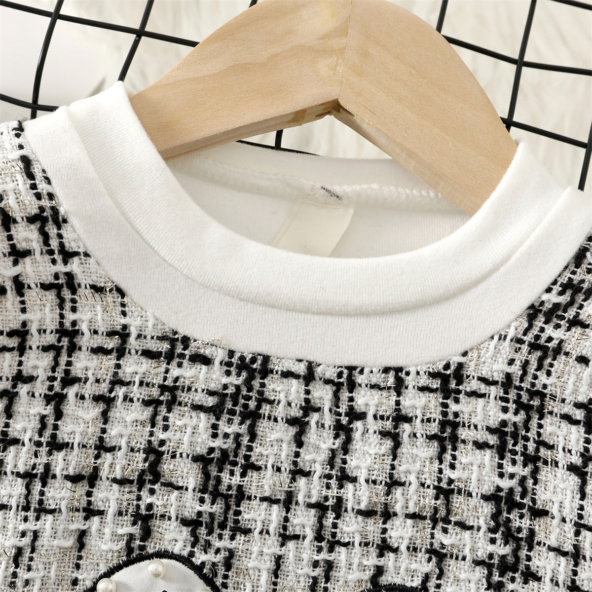 White Tweed Pearl Bow Long Sleeve Frock – TYM-WZX-047