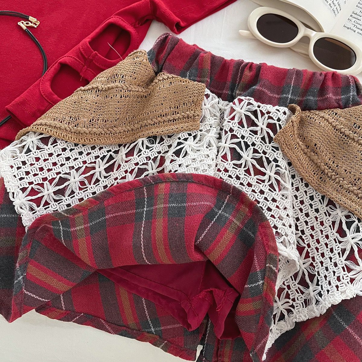 Red Cut-Out Top and Plaid Layered Skirt Set – TYM-YWL-001