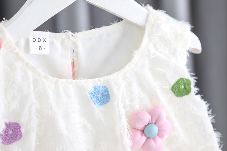 White Flower Appliqué Top and Blue Bubble Shorts Set – TYM-WTC-001