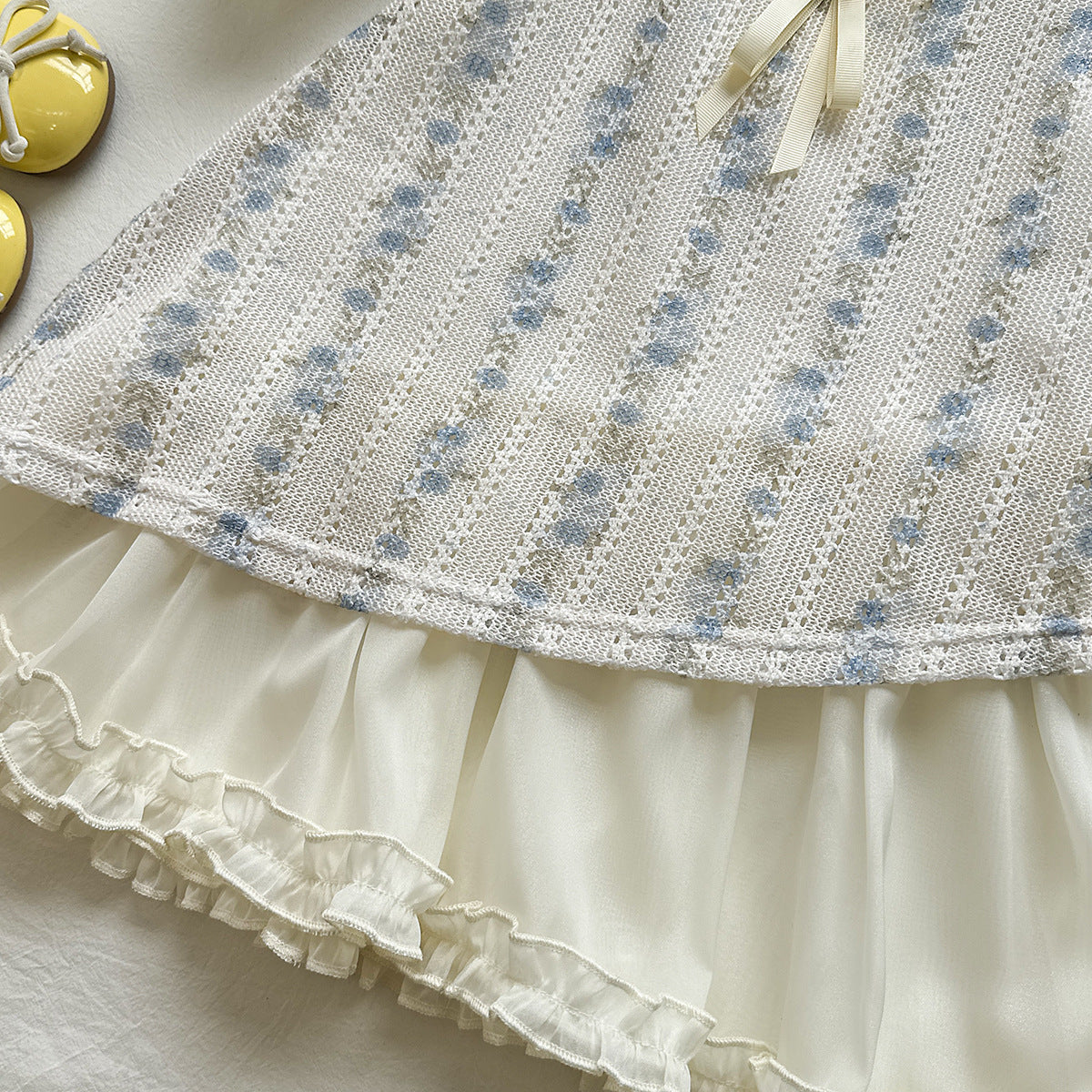 White and Blue Floral Lace Ribbon Bow Frock – TYM-YWL-058
