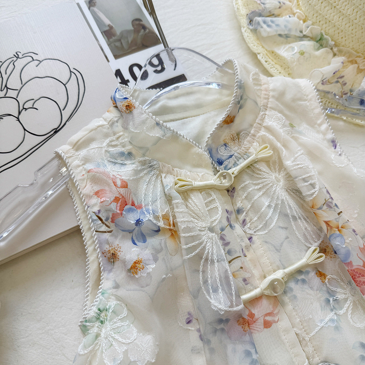 Cream Watercolour Floral Mandarin Frog Button Top – TYM-YWL-050